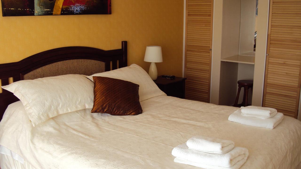 Hostal Don Guillermo Пуерто-Наталес Екстер'єр фото